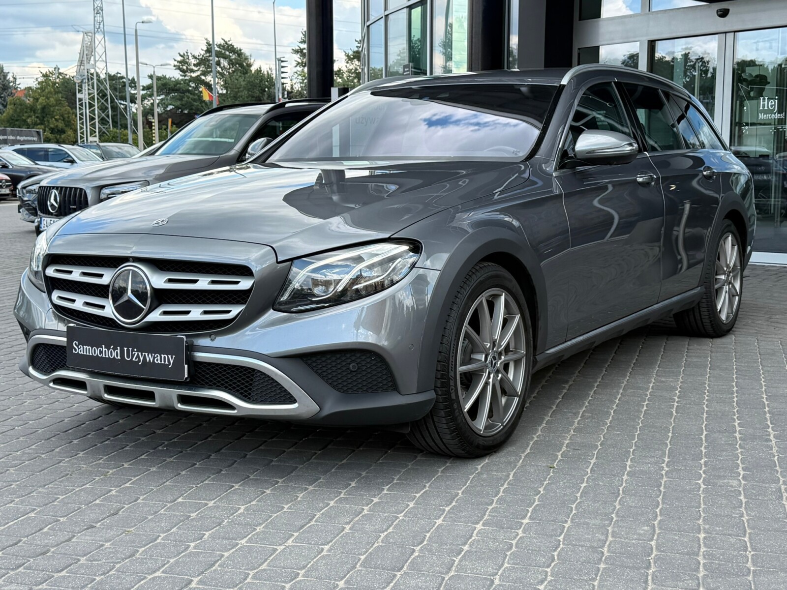 Mercedes-Benz E 220