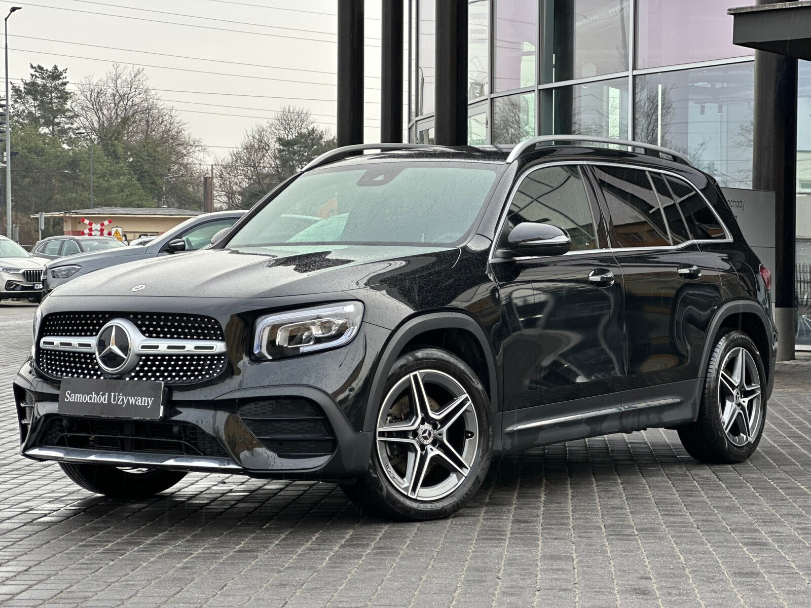 Mercedes-Benz GLB 200