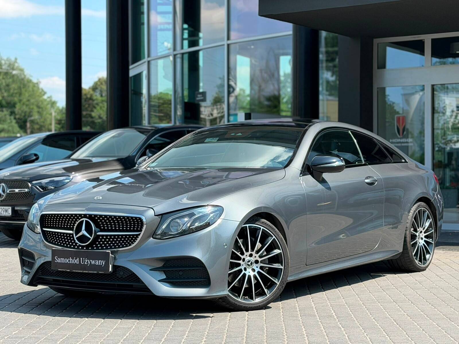 Mercedes-Benz E 200