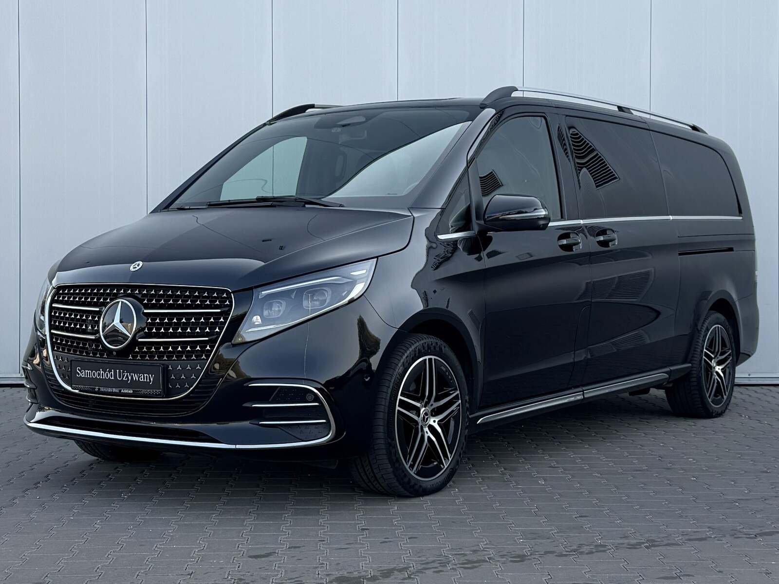 Mercedes-Benz V 250