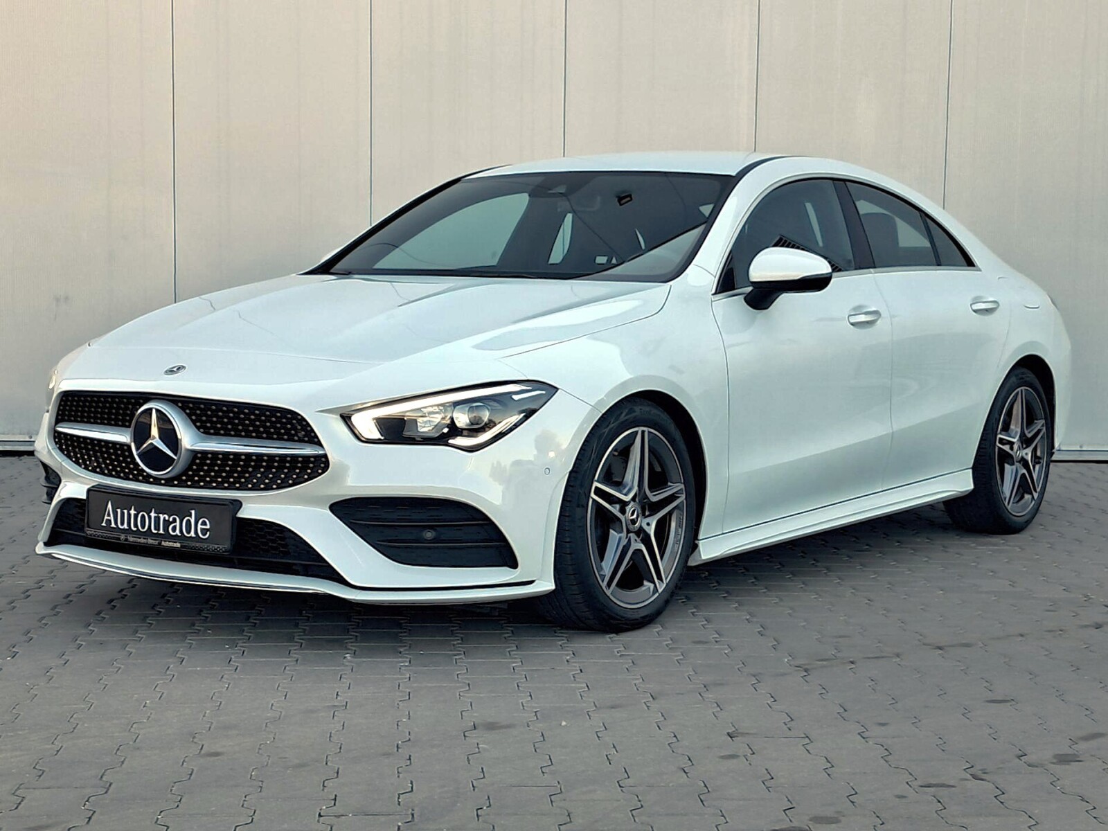 Mercedes-Benz CLA 200